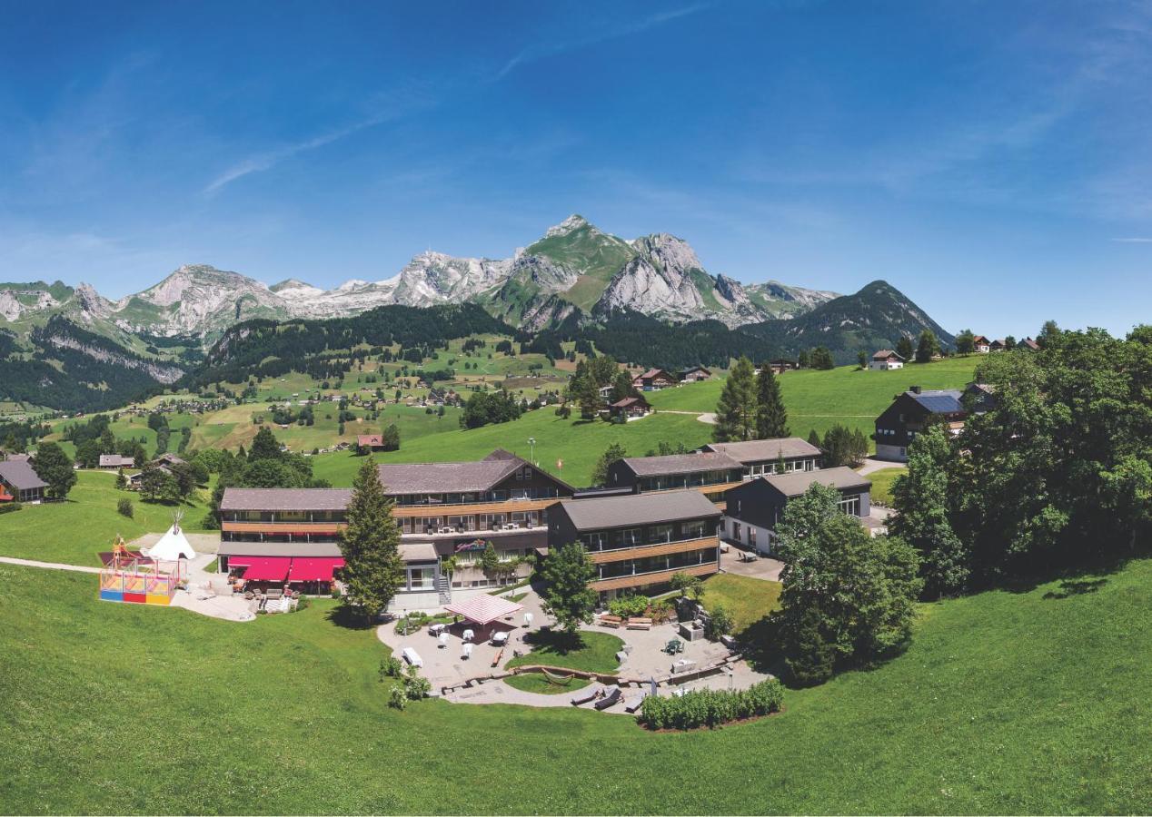 Stump's Alpenrose Wildhaus